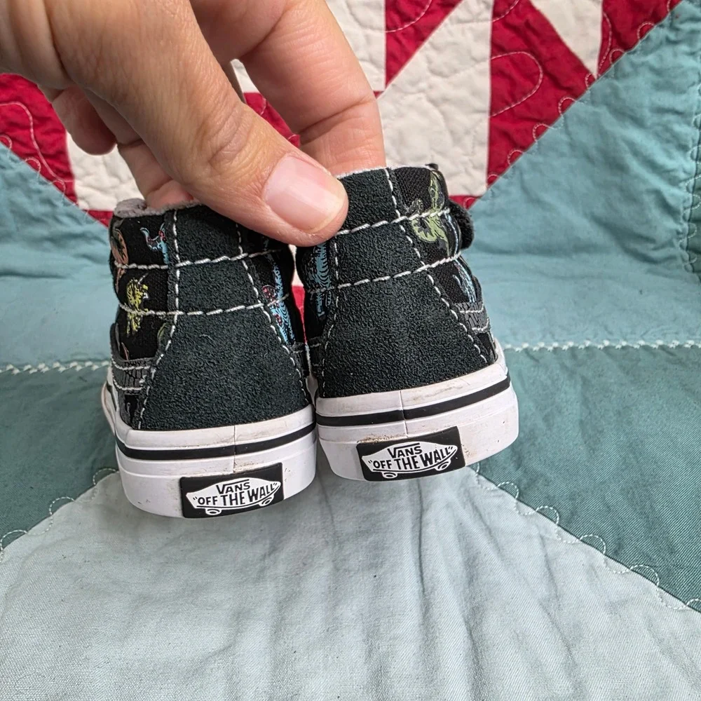 Vans Sk8-Hi Reissue V Dinosaur Black Sneakers 4.5 Toddler Skater Shoes